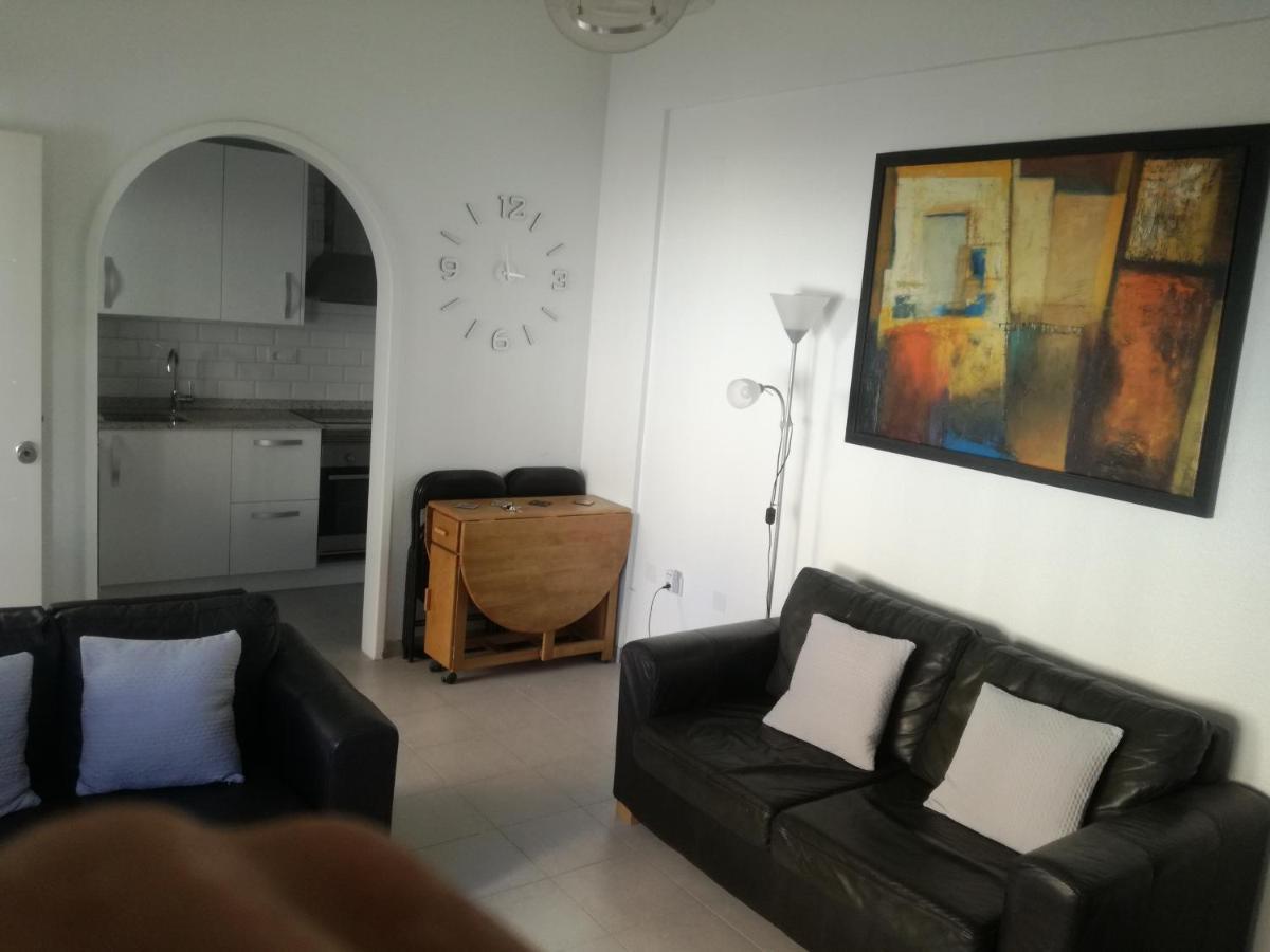 2 Bedroom Newly Renovated Bungalow Close To Bars & Restaurants Los Alcázares Eksteriør billede