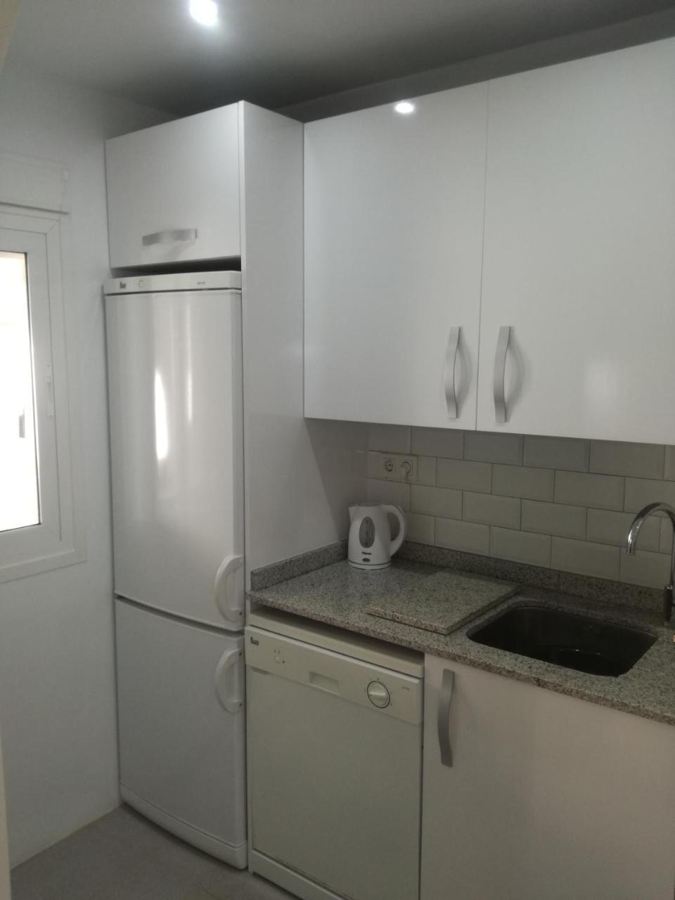 2 Bedroom Newly Renovated Bungalow Close To Bars & Restaurants Los Alcázares Eksteriør billede