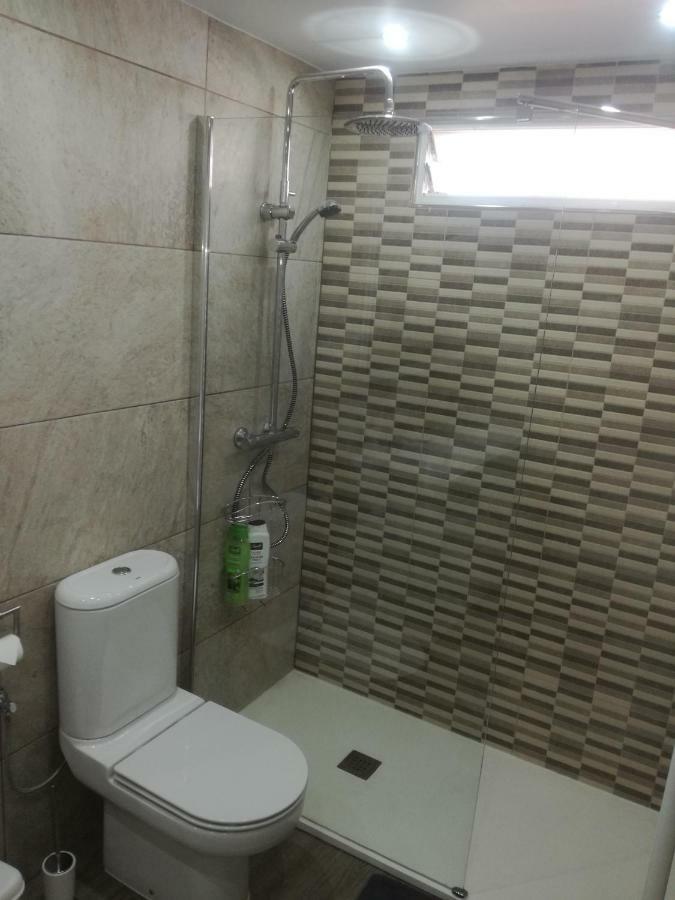 2 Bedroom Newly Renovated Bungalow Close To Bars & Restaurants Los Alcázares Eksteriør billede