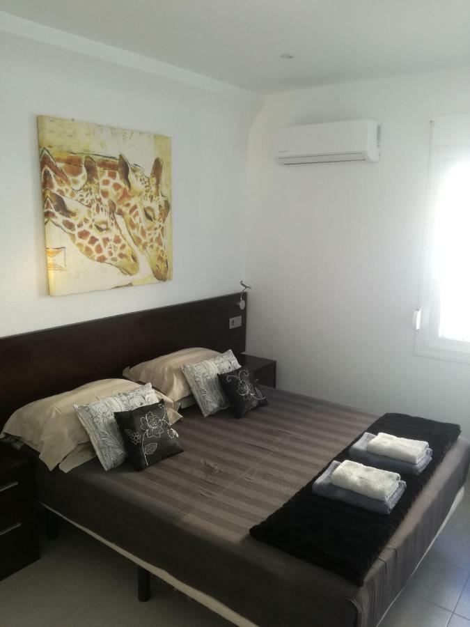 2 Bedroom Newly Renovated Bungalow Close To Bars & Restaurants Los Alcázares Eksteriør billede