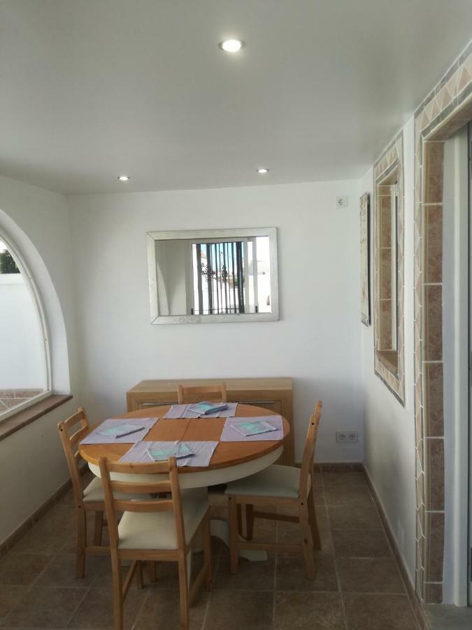 2 Bedroom Newly Renovated Bungalow Close To Bars & Restaurants Los Alcázares Eksteriør billede